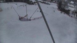 Spodní část sjezdovky skiareálu Karolinka