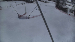 Spodní část sjezdovky skiareálu Karolinka