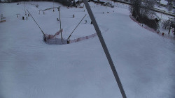 Spodní část sjezdovky skiareálu Karolinka