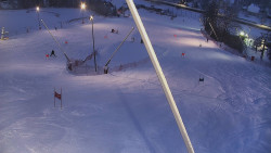 Spodní část sjezdovky skiareálu Karolinka