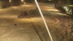 Spodní část sjezdovky skiareálu Karolinka