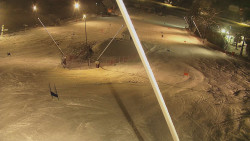 Spodní část sjezdovky skiareálu Karolinka