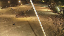 Spodní část sjezdovky skiareálu Karolinka