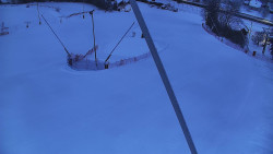 Spodní část sjezdovky skiareálu Karolinka