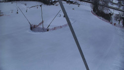 Spodní část sjezdovky skiareálu Karolinka