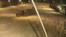 Spodní část sjezdovky skiareálu Karolinka