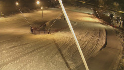 Spodní část sjezdovky skiareálu Karolinka