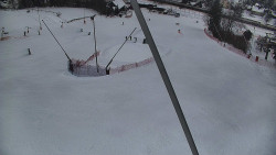 Spodní část sjezdovky skiareálu Karolinka