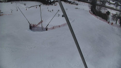 Spodní část sjezdovky skiareálu Karolinka