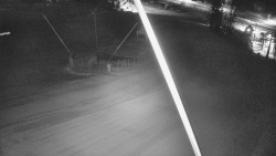 Spodní část sjezdovky skiareálu Karolinka