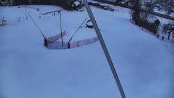 Spodní část sjezdovky skiareálu Karolinka