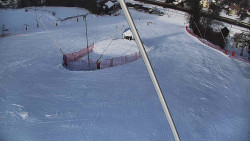 Spodní část sjezdovky skiareálu Karolinka