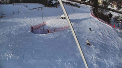 Spodní část sjezdovky skiareálu Karolinka