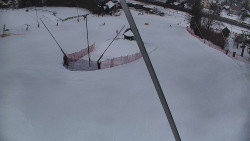 Spodní část sjezdovky skiareálu Karolinka