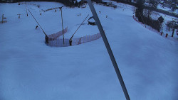 Spodní část sjezdovky skiareálu Karolinka