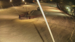 Spodní část sjezdovky skiareálu Karolinka