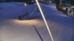 Spodní část sjezdovky skiareálu Karolinka