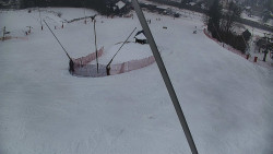 Spodní část sjezdovky skiareálu Karolinka