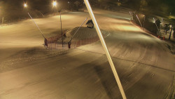 Spodní část sjezdovky skiareálu Karolinka