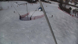 Spodní část sjezdovky skiareálu Karolinka