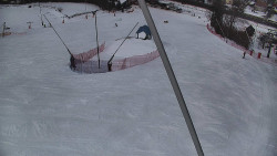 Spodní část sjezdovky skiareálu Karolinka