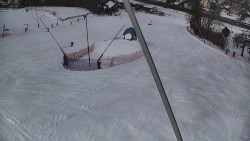 Spodní část sjezdovky skiareálu Karolinka
