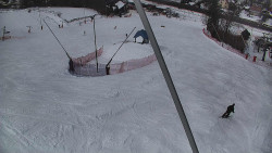 Spodní část sjezdovky skiareálu Karolinka