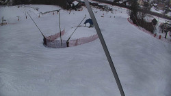 Spodní část sjezdovky skiareálu Karolinka