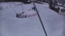 Spodní část sjezdovky skiareálu Karolinka