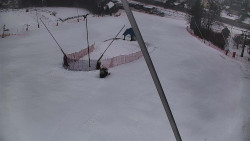 Spodní část sjezdovky skiareálu Karolinka