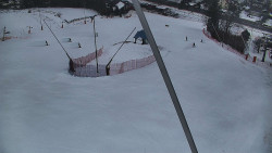 Spodní část sjezdovky skiareálu Karolinka