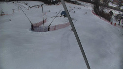 Spodní část sjezdovky skiareálu Karolinka