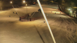 Spodní část sjezdovky skiareálu Karolinka