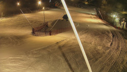 Spodní část sjezdovky skiareálu Karolinka