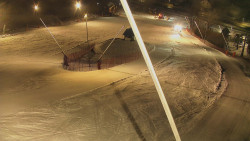 Spodní část sjezdovky skiareálu Karolinka