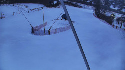 Spodní část sjezdovky skiareálu Karolinka