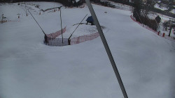 Spodní část sjezdovky skiareálu Karolinka