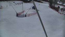 Spodní část sjezdovky skiareálu Karolinka