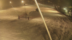 Spodní část sjezdovky skiareálu Karolinka