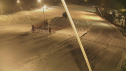 Spodní část sjezdovky skiareálu Karolinka