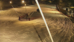 Spodní část sjezdovky skiareálu Karolinka