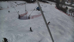 Spodní část sjezdovky skiareálu Karolinka