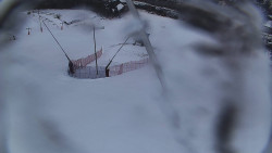 Spodní část sjezdovky skiareálu Karolinka