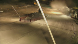 Spodní část sjezdovky skiareálu Karolinka