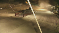 Spodní část sjezdovky skiareálu Karolinka