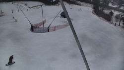 Spodní část sjezdovky skiareálu Karolinka