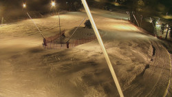 Spodní část sjezdovky skiareálu Karolinka