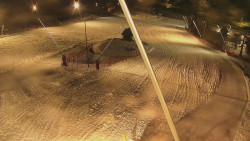 Spodní část sjezdovky skiareálu Karolinka