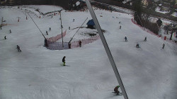 Spodní část sjezdovky skiareálu Karolinka