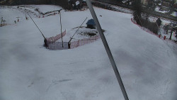 Spodní část sjezdovky skiareálu Karolinka